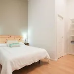Triana 103 Rooms&suites Pensión