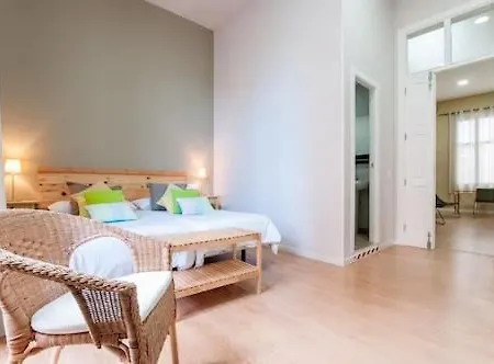 Triana 103 Rooms&suites Pensión 3*