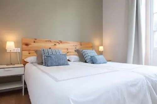 Pensjonat Triana 103 &